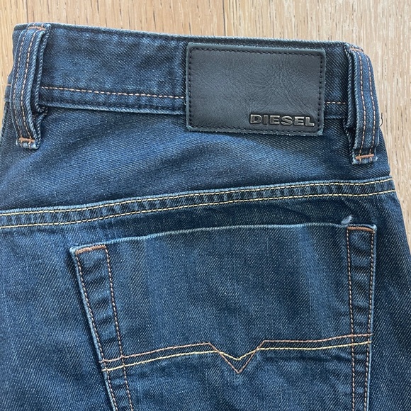 Men’s Diesel VIKER Jeans ✨ - Picture 4 of 6